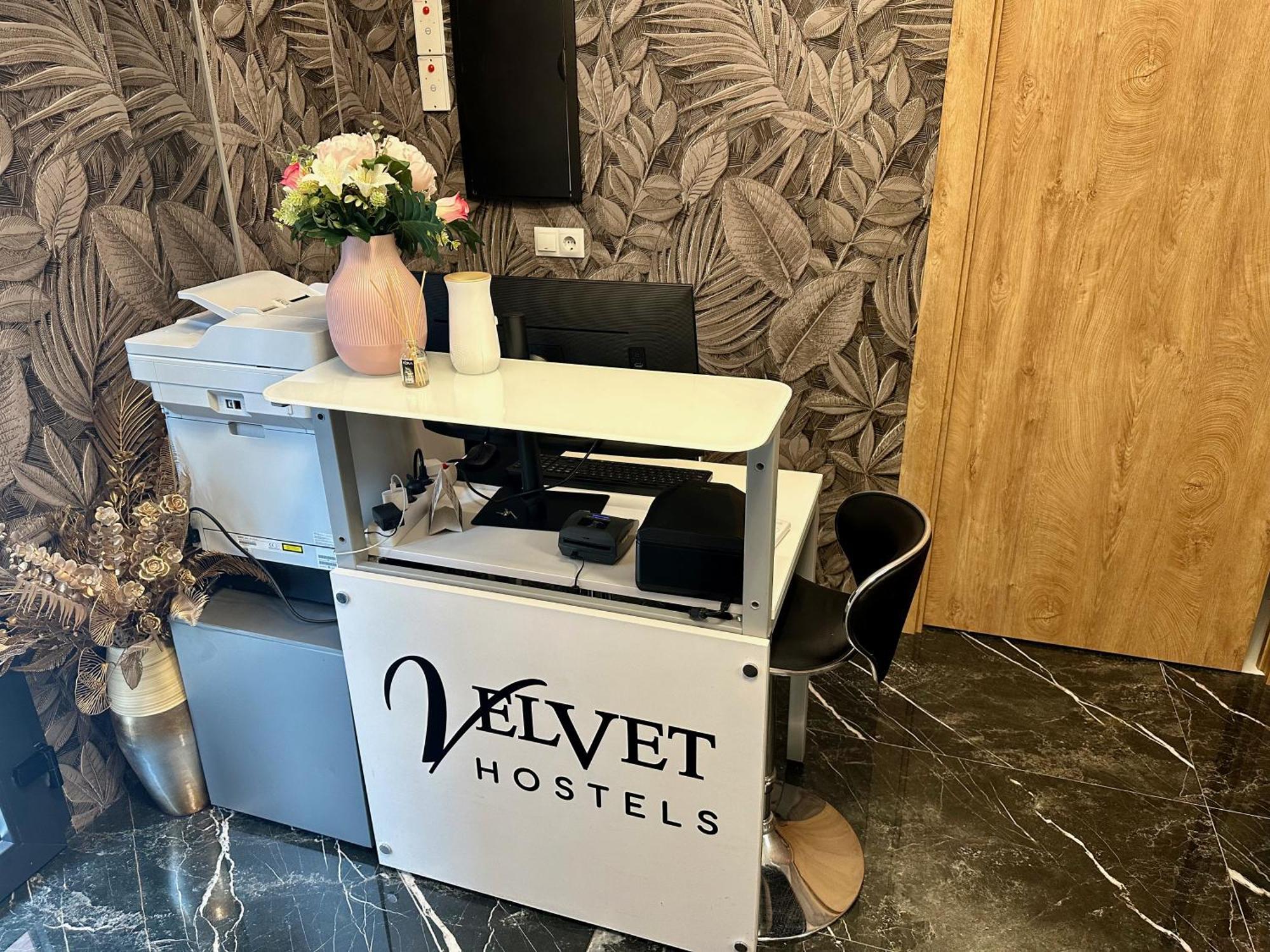 Velvet Pacifico * Madryt